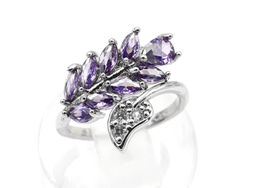 Кольцо веточка 18*15мм цв.сиреневый Радуга камня