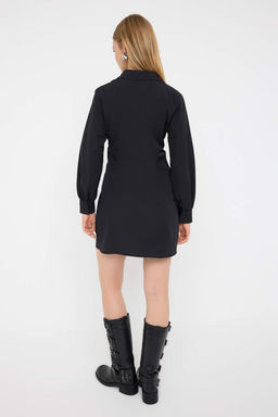 Siyah Buzgu Detayl? K?sa / Mini Dokuma Gomlek Elbise TWOAW26EL00188 - Trendyolmilla фото 4