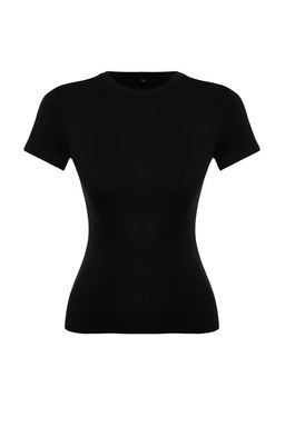 Siyah Viskoz/Yumusak Kumas Vucuda Oturan Esnek Orme Bluz TWOSS24BZ00296