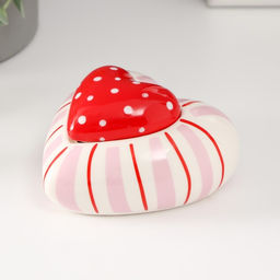 Шкатулка для украшений Красное сердце в горошек, полосатое, керамика, 10.2?10?5 см