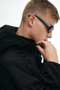Chaqueta cortavientos de nailon Loose Fit - H&m фото 6