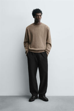PANTAL?N RELAXED FIT ESTRUCTURA / Negro