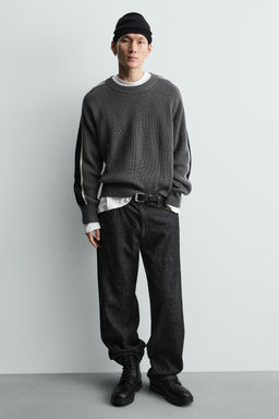 CHUNKY LACE-UP BOOTS