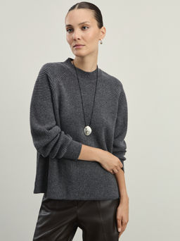 Джемпер с воротником-стойкой / Zarina