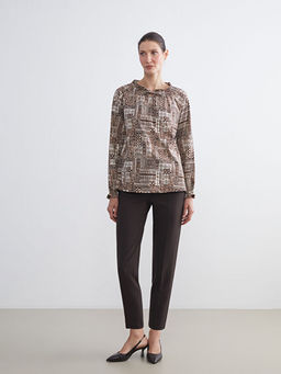 Ba?lamal? Yaka Desenli Bluz