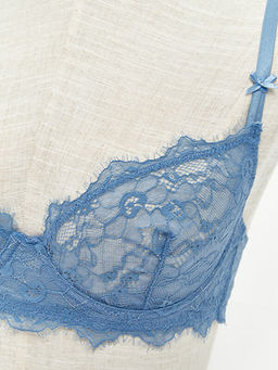 Balenli Dolgusuz Dantelli Fantezi Ti??rt S?tyen