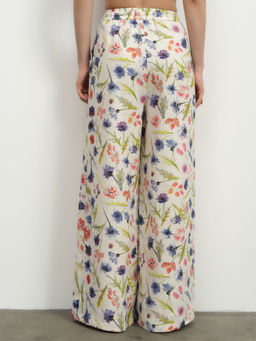 Брюки льняные 10367 с цветочным принтом