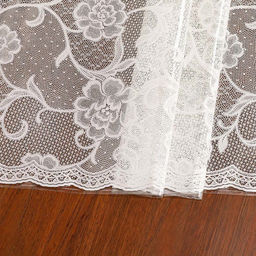 Скатерть ПВХ "Гипюр 1" 137х320см, длина стола до 280см, на 12 персон, "LACE" фактурная, на пленке, беж с перламутром, упак. "классическая" п/э 32х41см т.м. "Домашняя Мода" (Китай)