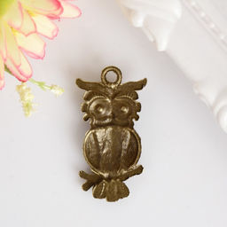 Цена за 12 шт. Металлический элемент, декоративная подвеска «Арт Узор. Сова на ветке», под латунь, 2.2×1.7 см