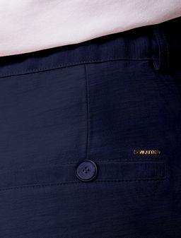 Свободные брюки с поясом на резинке из плотного лиоцелла