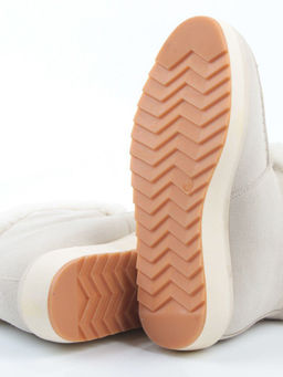 04-5603-9 MILK Ботинки зимние женские (натуральная кожа, 100% шерсть)