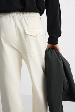 RELAXED FIT PLEATED TROUSERS - Zara фото 5