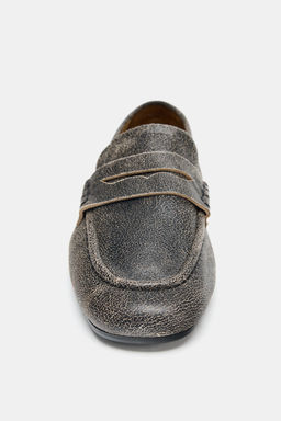 LEATHER LOAFERS WITH DISTRESSED EFFECT