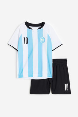 Conjunto de futbol con estampado