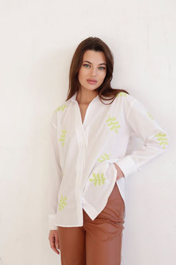 11081 Рубашка с вышивкой