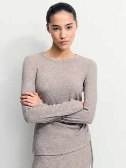 Джемпер из вискозы с асимметрией / Zarina