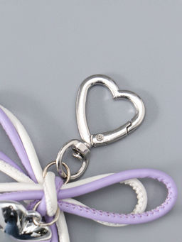 Брелок на карабине "Двойной бант с сердцем" бело-сиреневый 14х9х1,5 см