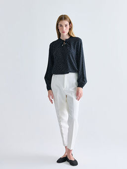 Ba?lamal? Yaka Puantiyeli Bluz