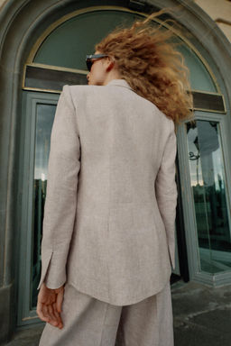 BLAZER PINZAS CON LINO / Arena / Vigor? - Zara фото 4