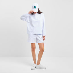 Костюм женский (толстовка, шорты) MIST, размер 40-42, белый