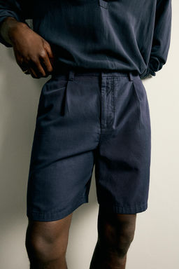 BERMUDA PLIEGUES REGULAR FIT / Marino