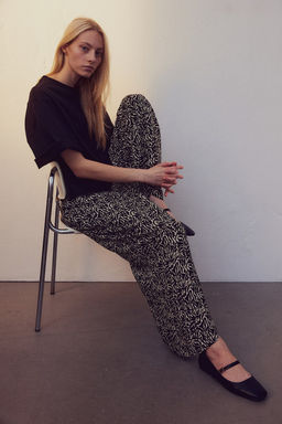 Pantalon tobillero sin cierre - H&m фото 9