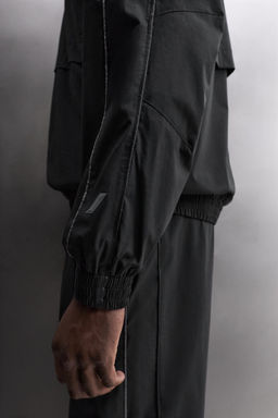 LIGHTWEIGHT TECHNICAL JACKET - Zara фото 9