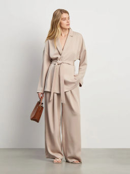 Брюки широкого кроя