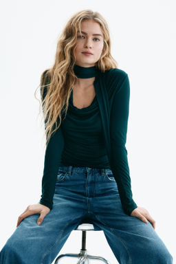 Top drapeado con detalle efecto fular - H&m фото 7