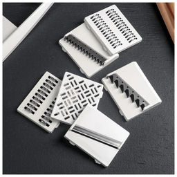 Овощерезка белая 6 сменных ножей нерж. (Кисловодск) арт. УТ000000676 ЛБ-144