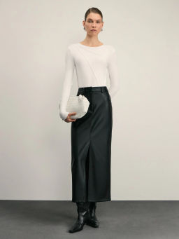 Лонгслив из вискозы с абстрактным рисунком / Zarina