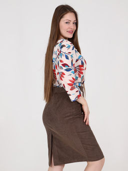 Юбка классическая из вельвета коричневая