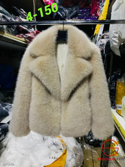 Шуба женская из искусственного меха