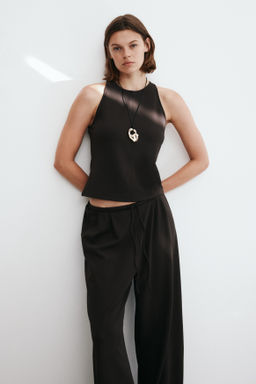 Top sin mangas en punto roma - H&m фото 8