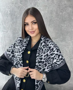 K13585 Платок 90/90 шелк искусственный ГРАФИТ