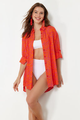 TRENDYOLMILLA Cicek Desenli Dokuma Plaj Gomlegi TBESS24GO00027