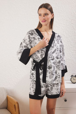 Trendyolmilla Siyah-Beyaz Cicekli Baglama Detayl? Viskon Sortlu Dokuma Pijama Tak?m? THMSS25PT00190  фото 2