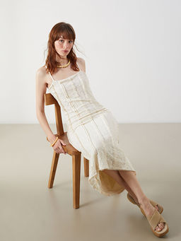 Kare Yaka Dantel Detayl? Boho Elbise