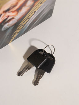 Шкатулка книга - сейф «Уильям Шекспир. Король Лир», дерево, искусственная кожа, тиснение, 21×13×5 см