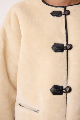 Ekru Oversize Kal?p Pelus Ceket Mont TWOAW26MO00054