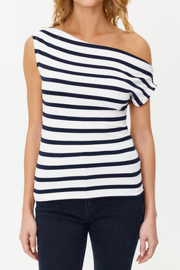 Trendyolmilla Ekru Kay?k Yaka Fitted Viskoz/Yumusak Kumasl? Esnek Orme Bluz TWOSS24BZ00090 фото 15