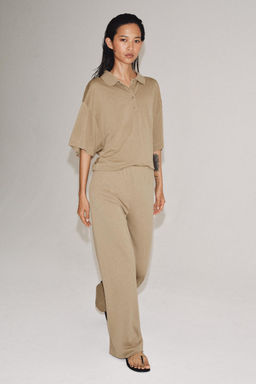 PANTAL?N RECTO FLUIDO / Beige