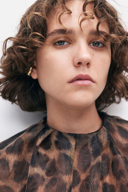 Blusa de organza con pliegues - H&m фото 3