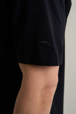 Футболка Черный