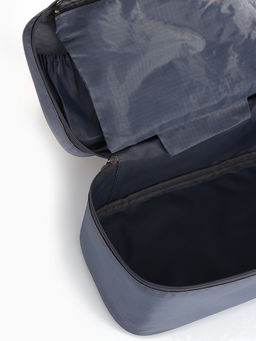 Косметичка на молнии, цвет серый