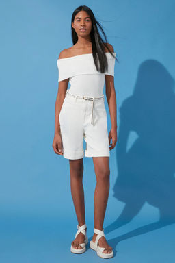 Bej Dikis Detayl? Yuksek Bel Denim Bermuda TWOSS24SR00004