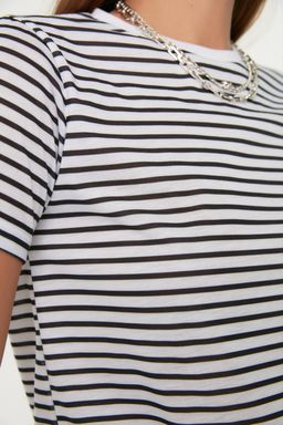 TRENDYOLMILLA K?rm?z? Cizgili Basic Orme T-Shirt TWOSS21TS0904  фото 14