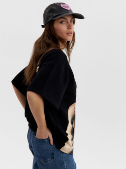 Футболка женская MIST Queen, размер 42, чёрная