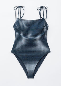 Traje de ba?o con tirantes anudados