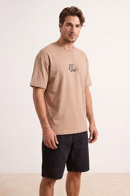 Koyu Vizon Oversize/Geni_ Kesim Bask_l_ %100 Pamuk T-Shirt TMNSS23TS00261